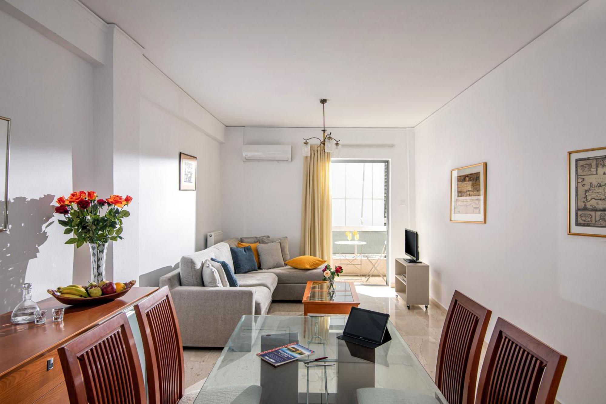Central Double Bedroom Apartment 이라클리온 외부 사진